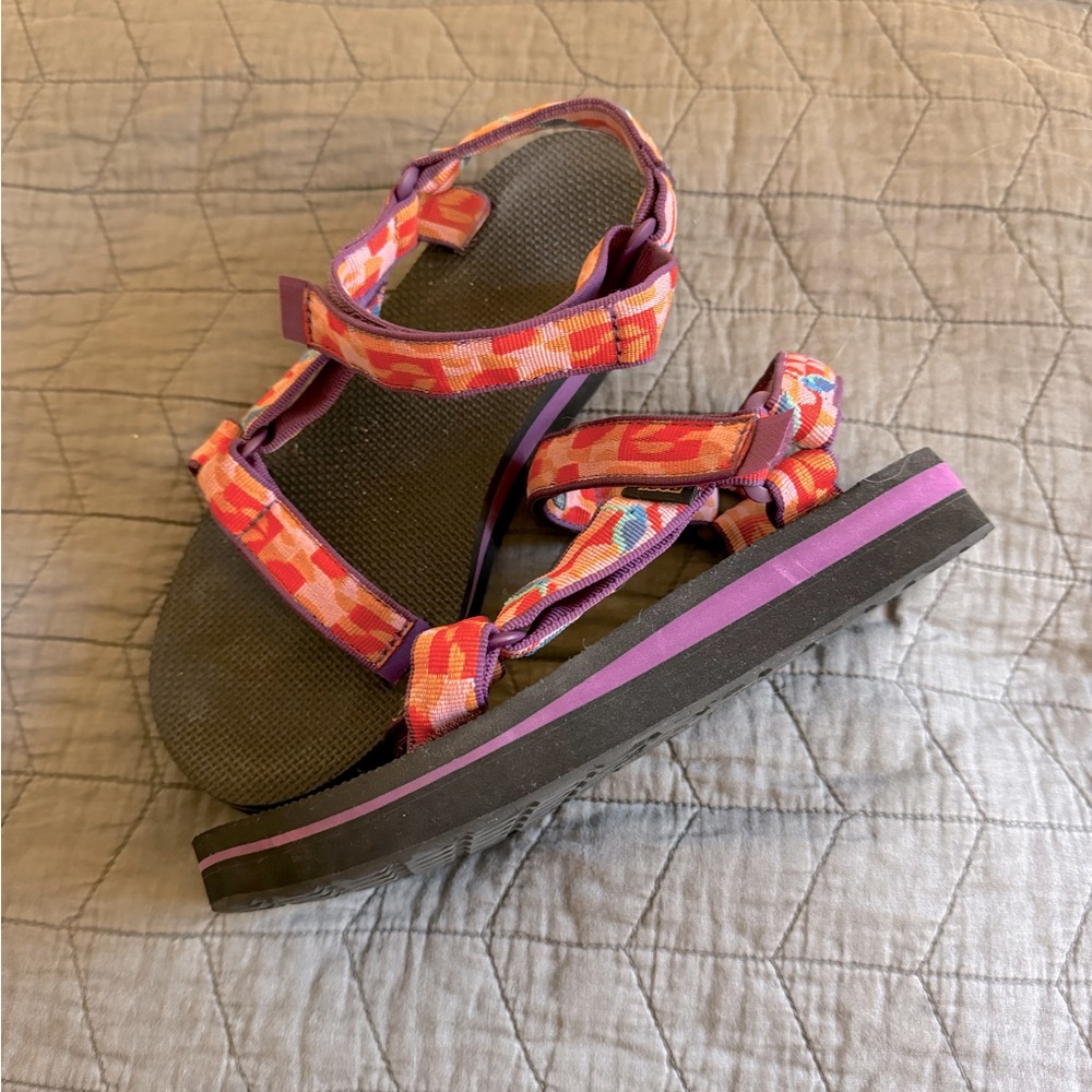 Teva sandals. Like new. Only worn inside once. Size 9.